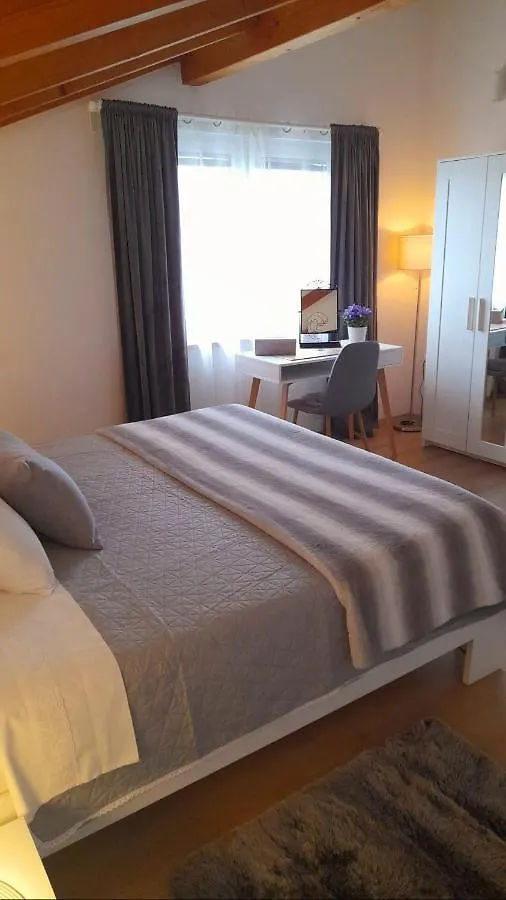 Apartment Apartman Diana,Free Parking Pula